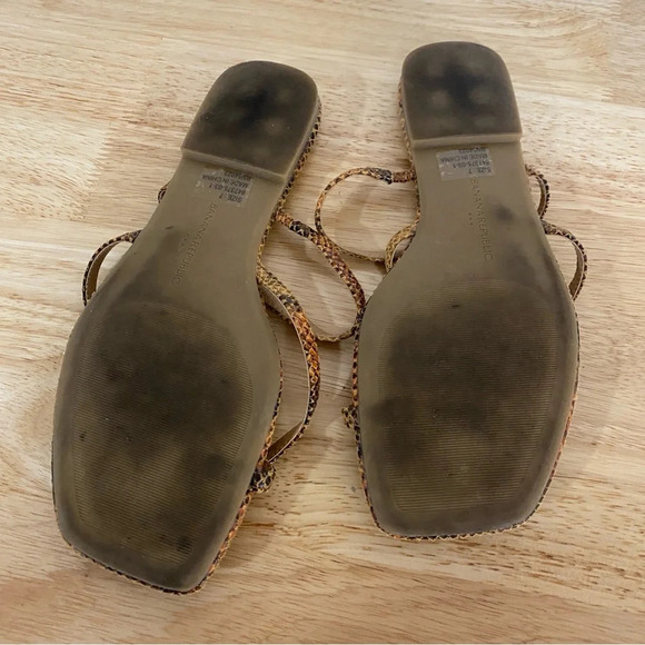Banana Republic Croc Snake Leather Strappy Flat Sandals Brown 7 - Picture 6 of 6